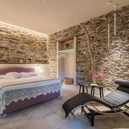 Giuffre Guest house *